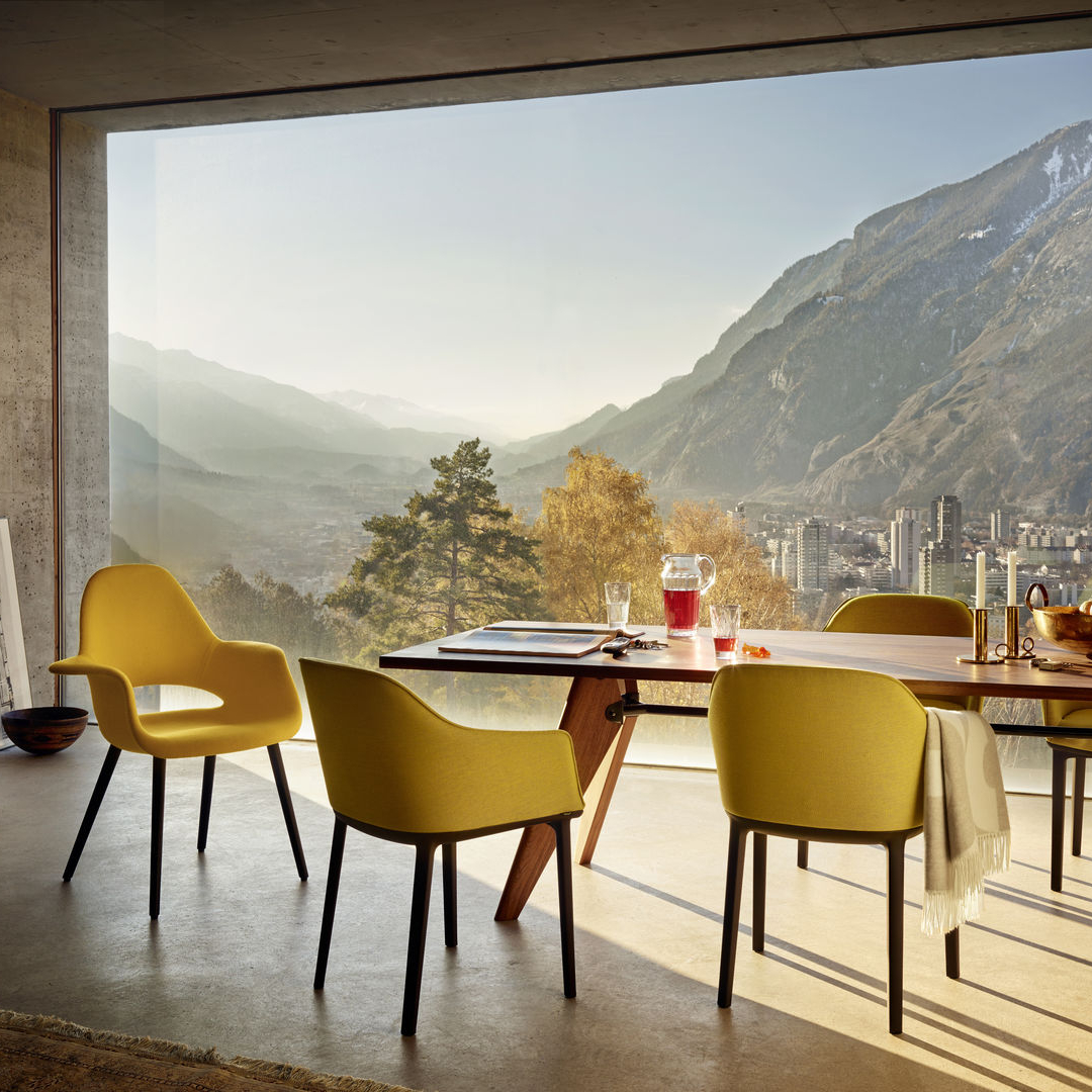 6162747_Organic_Chair_dark_yellow_Softshell_Chair_Table_S